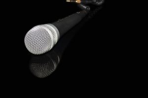 microphone-1877539__340